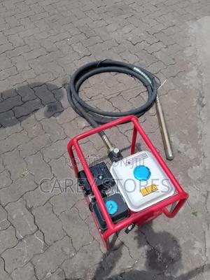 Porker Vibrator Complete With Shaft - thumbnail 2