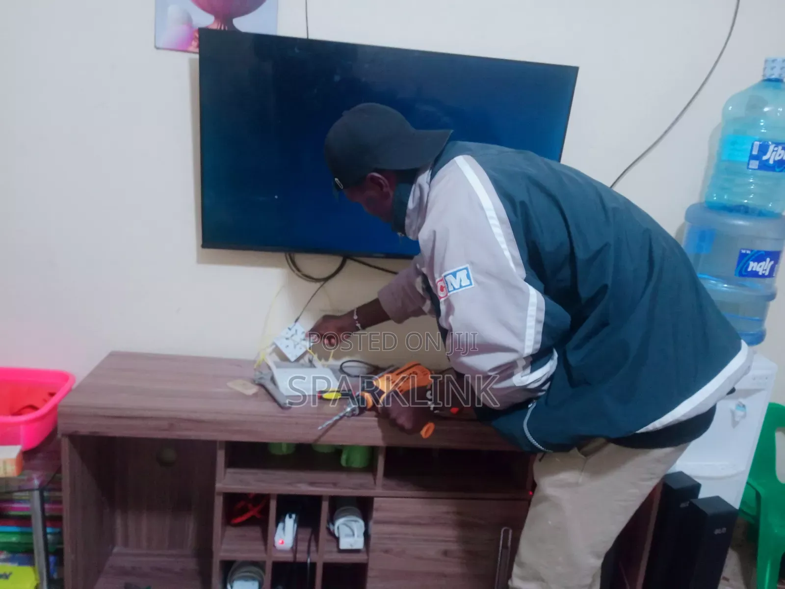 Tv Mounting Service And Brackets Selling