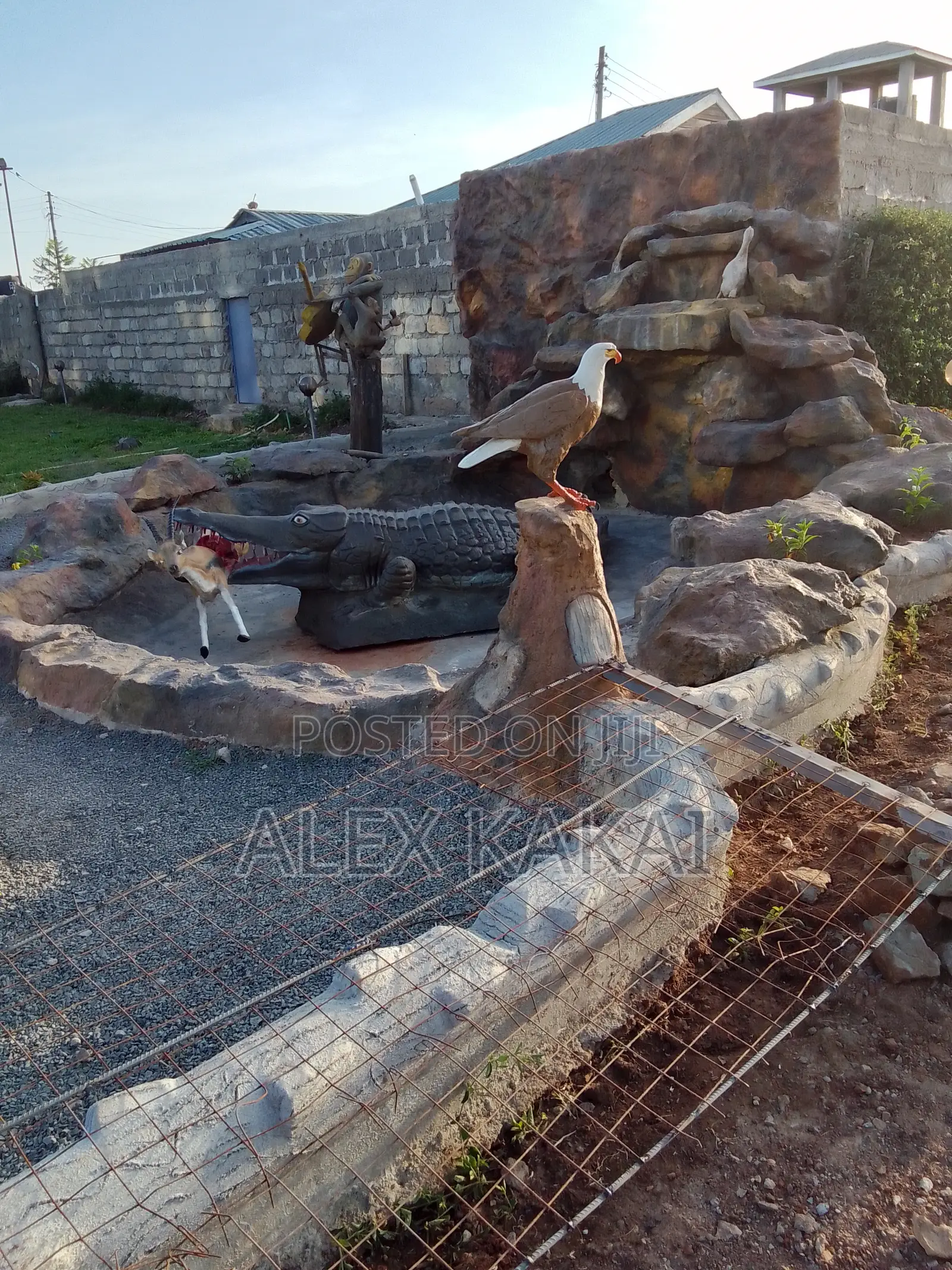 Waterfalls Fountains Fish Pound Fibreglass Sculpture