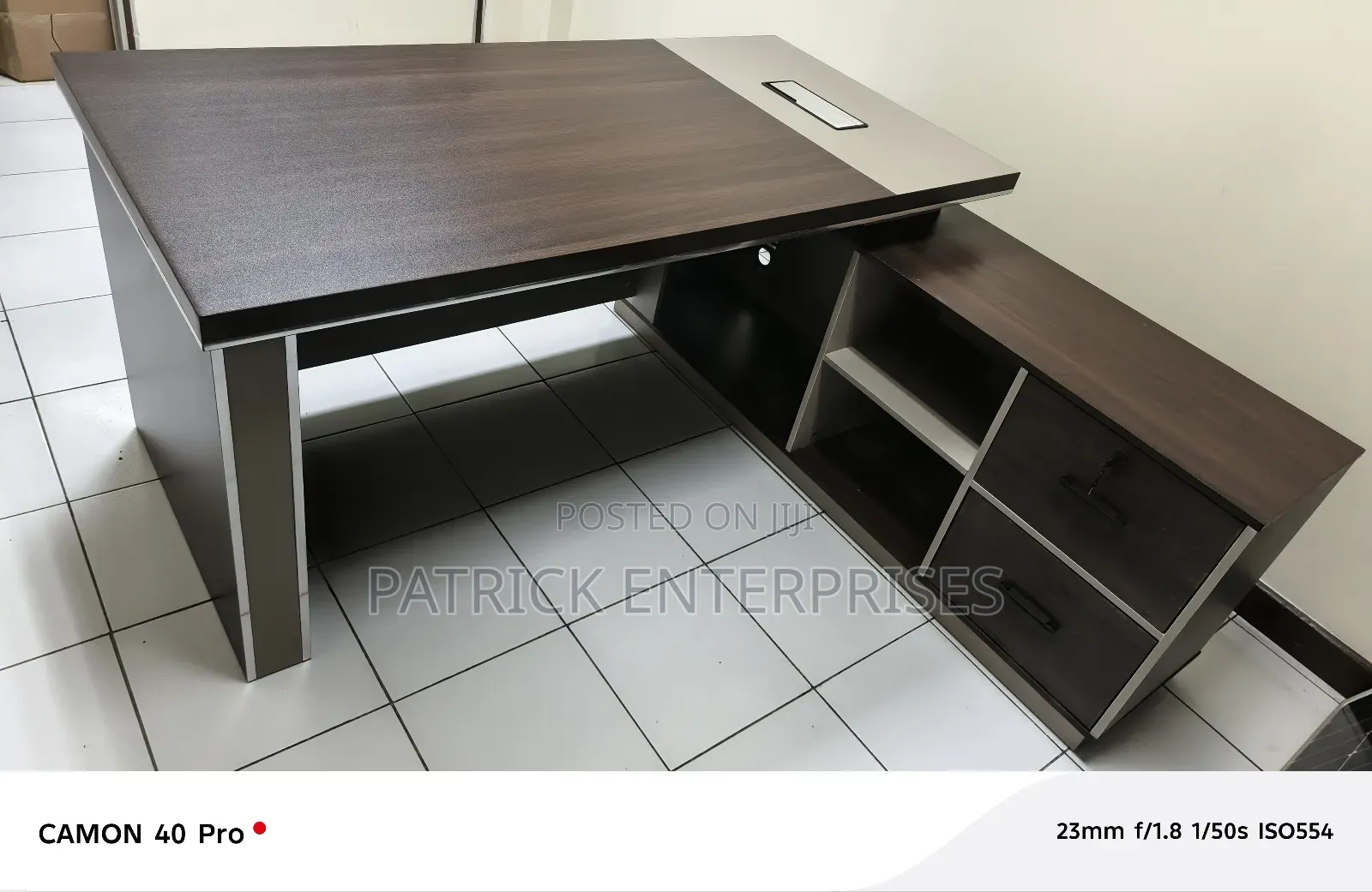 Executive Director Modern Office Desk 1.6 Mtrs