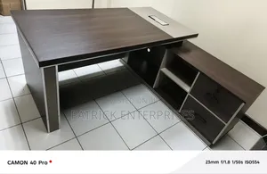 Executive Director Modern Office Desk 1.6 Mtrs