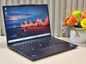 Laptop Lenovo Thinkpad E16 G1 16GB Intel Core I5 SSD 512GB