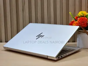 Laptop HP EliteBook 640 G11 16GB Intel Core I5 SSD 256GB