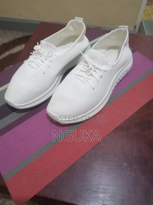 Sport Shoes - main view