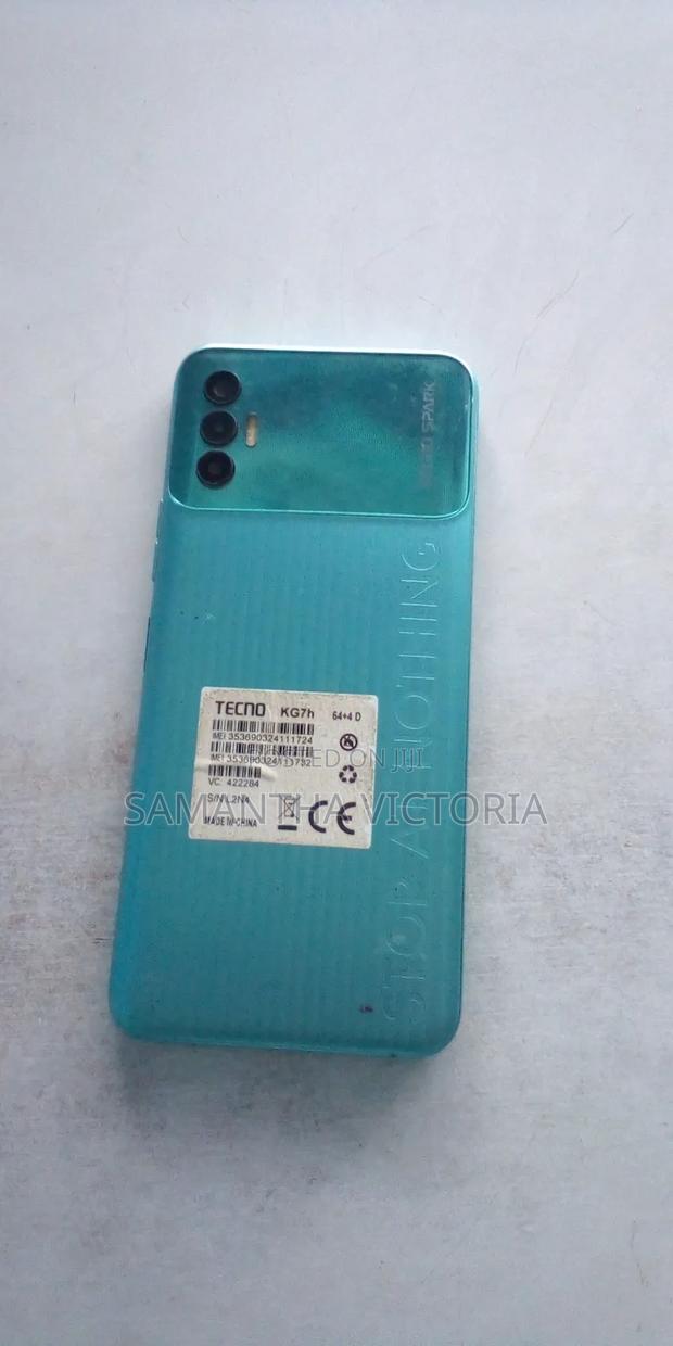 Tecno Spark 8P 64 GB Blue
