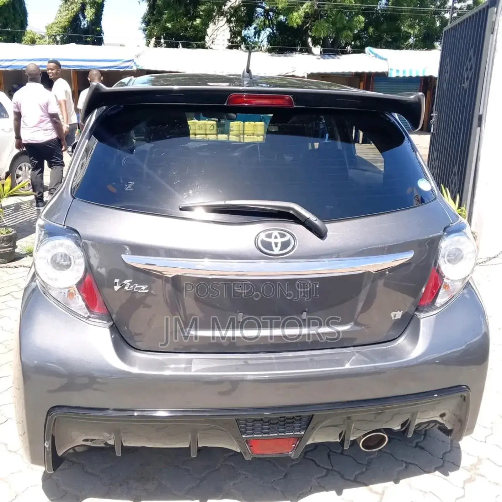 Toyota Vitz 2018 Gray