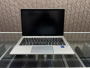 Laptop HP EliteBook 830 G8 16GB Intel Core I7 SSD 512GB