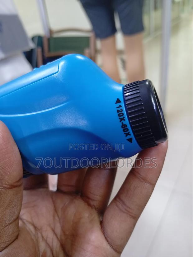 Microscope - thumbnail 4