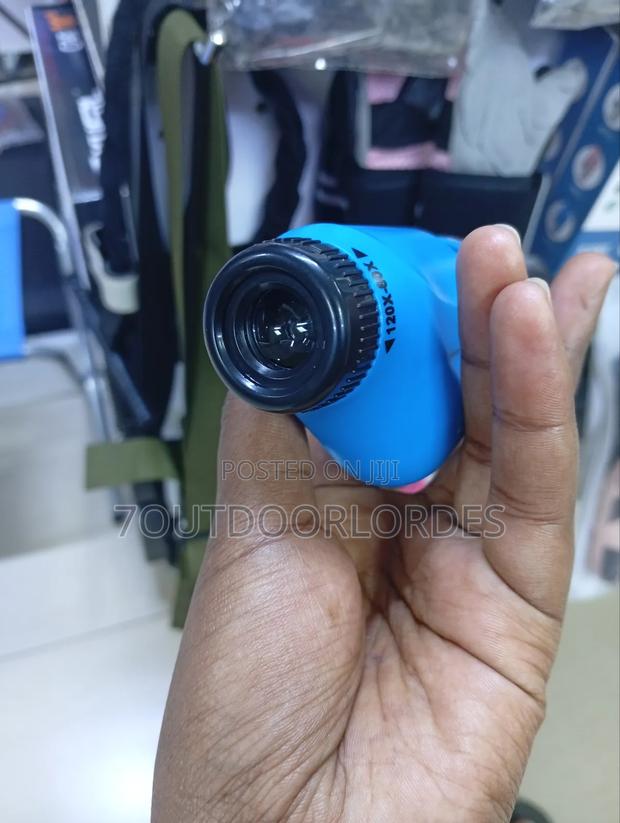 Microscope - thumbnail 5