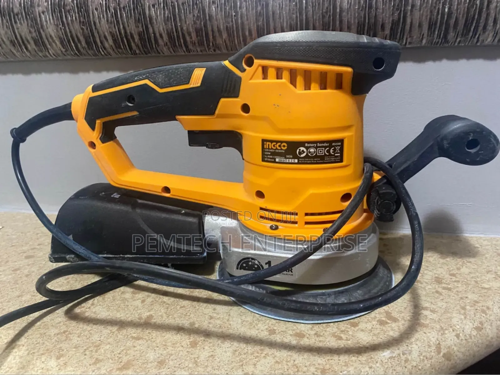 150mm 450w Sanding Machine Ingco