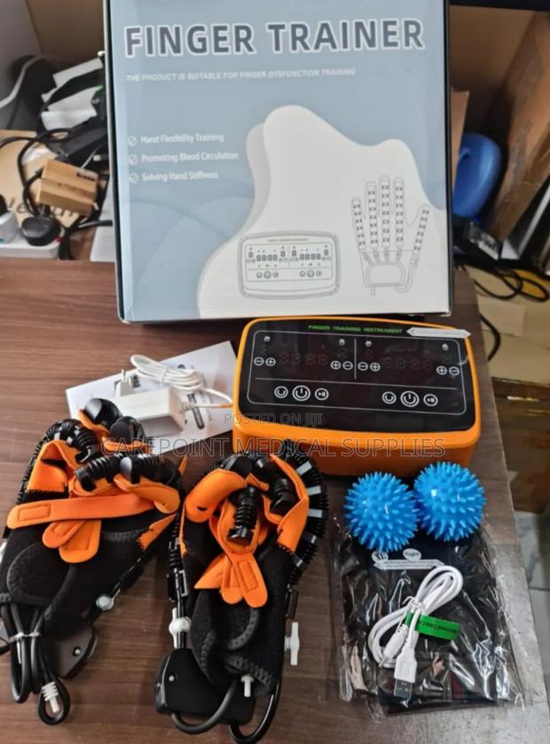 Robot Hand Gloves (Stroke Gloves) - main view