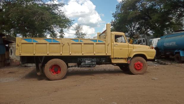 Motor Vehicle - thumbnail 4