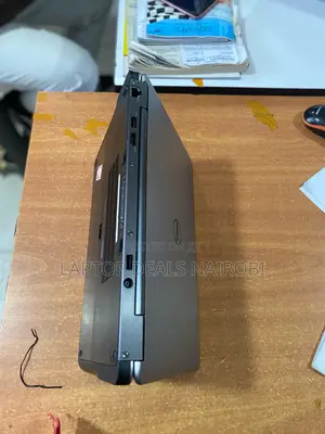 Laptop Dell Latitude E7240 16GB Intel Core I5 SSD 256GB