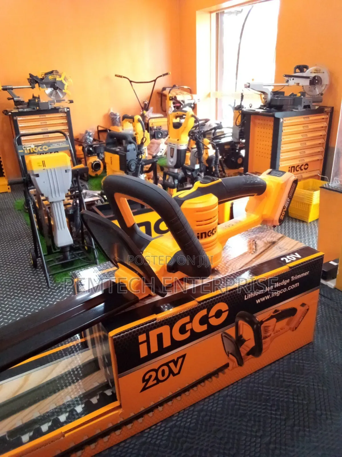 20v 450mm Battery Hedge Trimmer Ingco Chtli20461