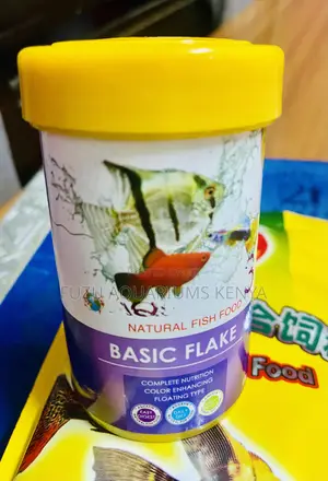 Color-Enhancing Flakes – Perfect for Goldfish Koi Fish