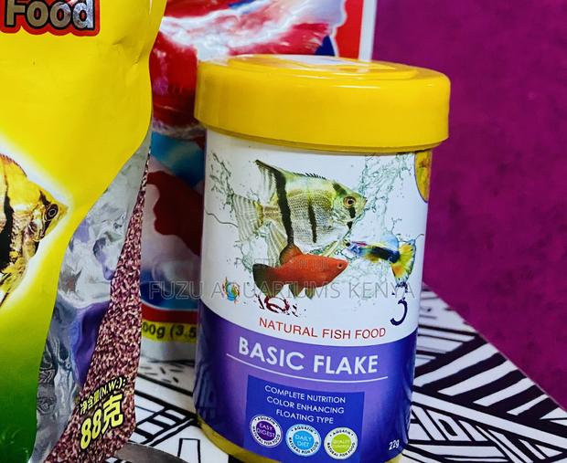 Long-Lasting Fish Flakes – Ideal for Bulk Feeding