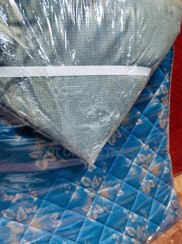 Problem Solver! 5by6 Mattress Topper With a Rubber Band. - thumbnail 2