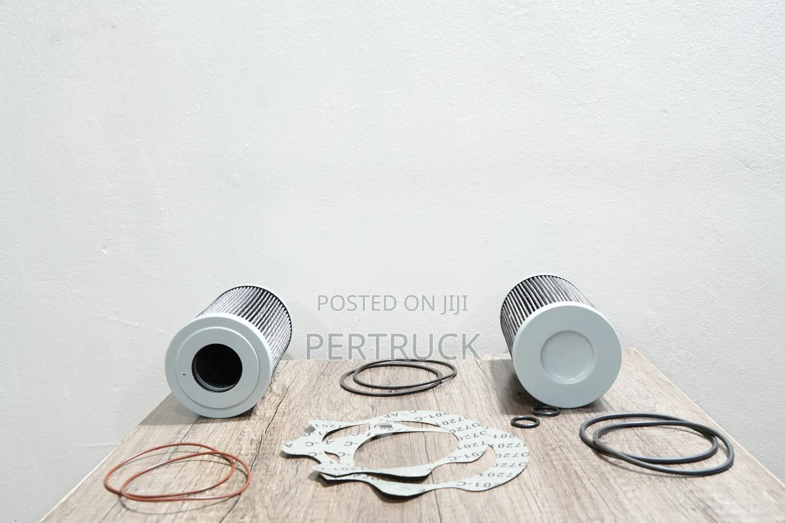 P560973 Hydraulic Filter Cartridge/P560971 Trans Filter Kit