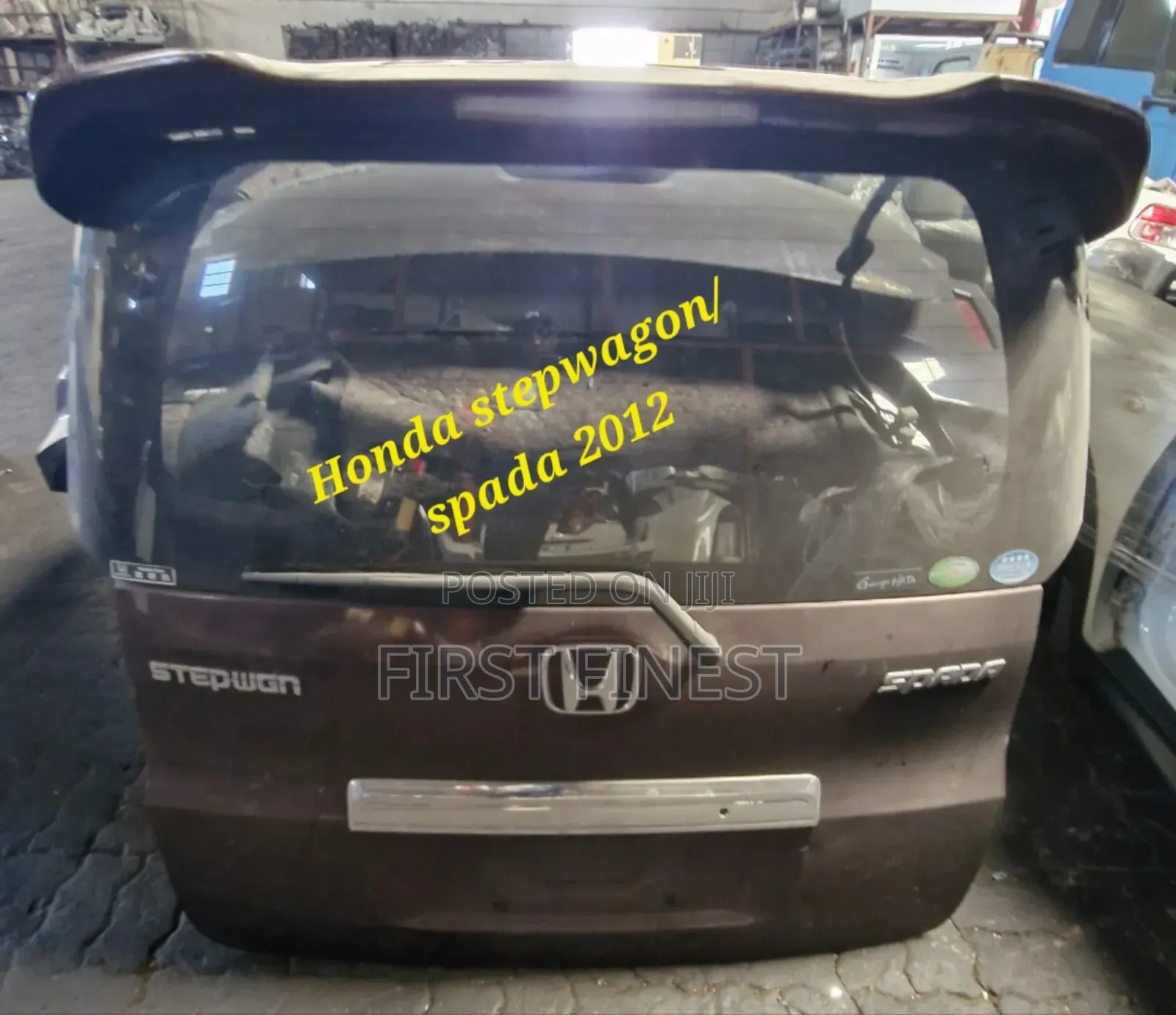Honda Stepwagon Spada Boot With Spoiler and Wiper Complete