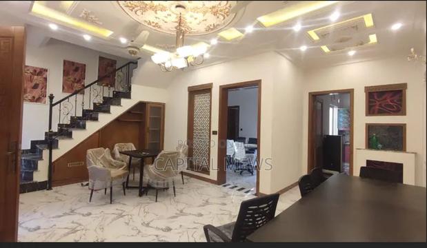 Strategic Location Offices With Wifi - thumbnail 4