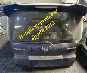 Honda Stepwagon Boot 2012/13 Complete With Spoiler N Wiper