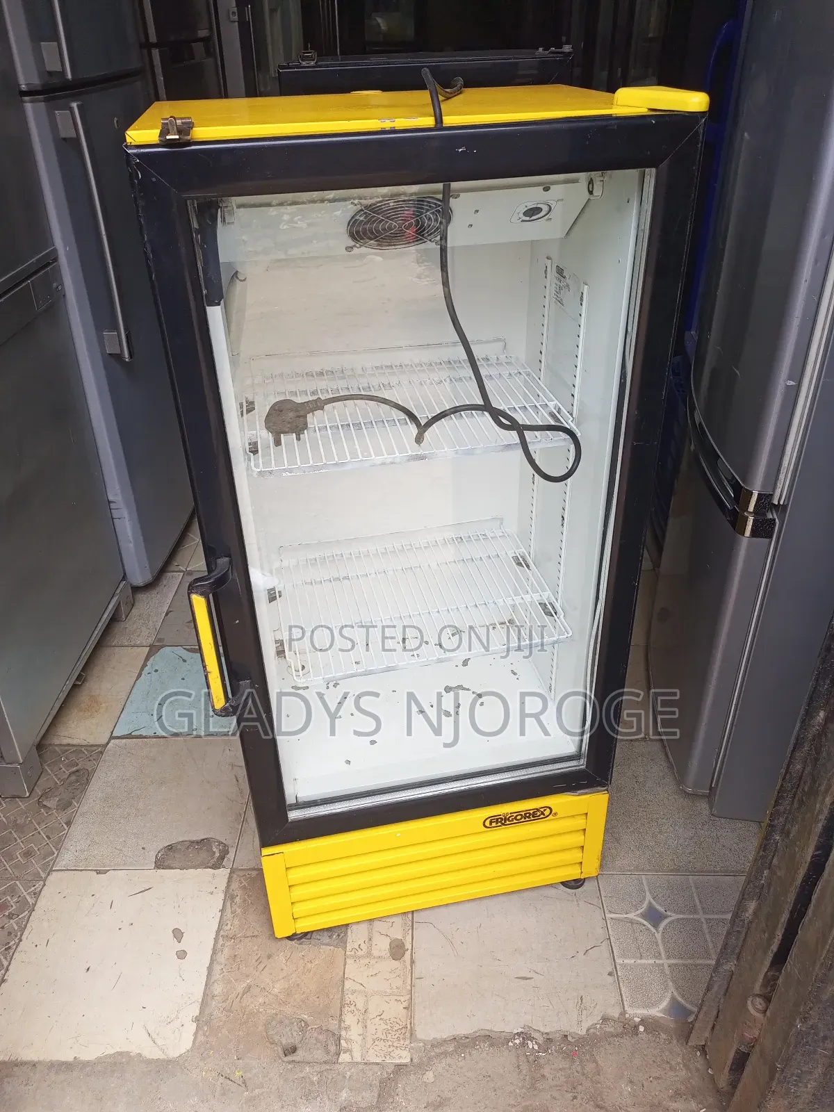 Min Fregorex Yellow Display Fridge