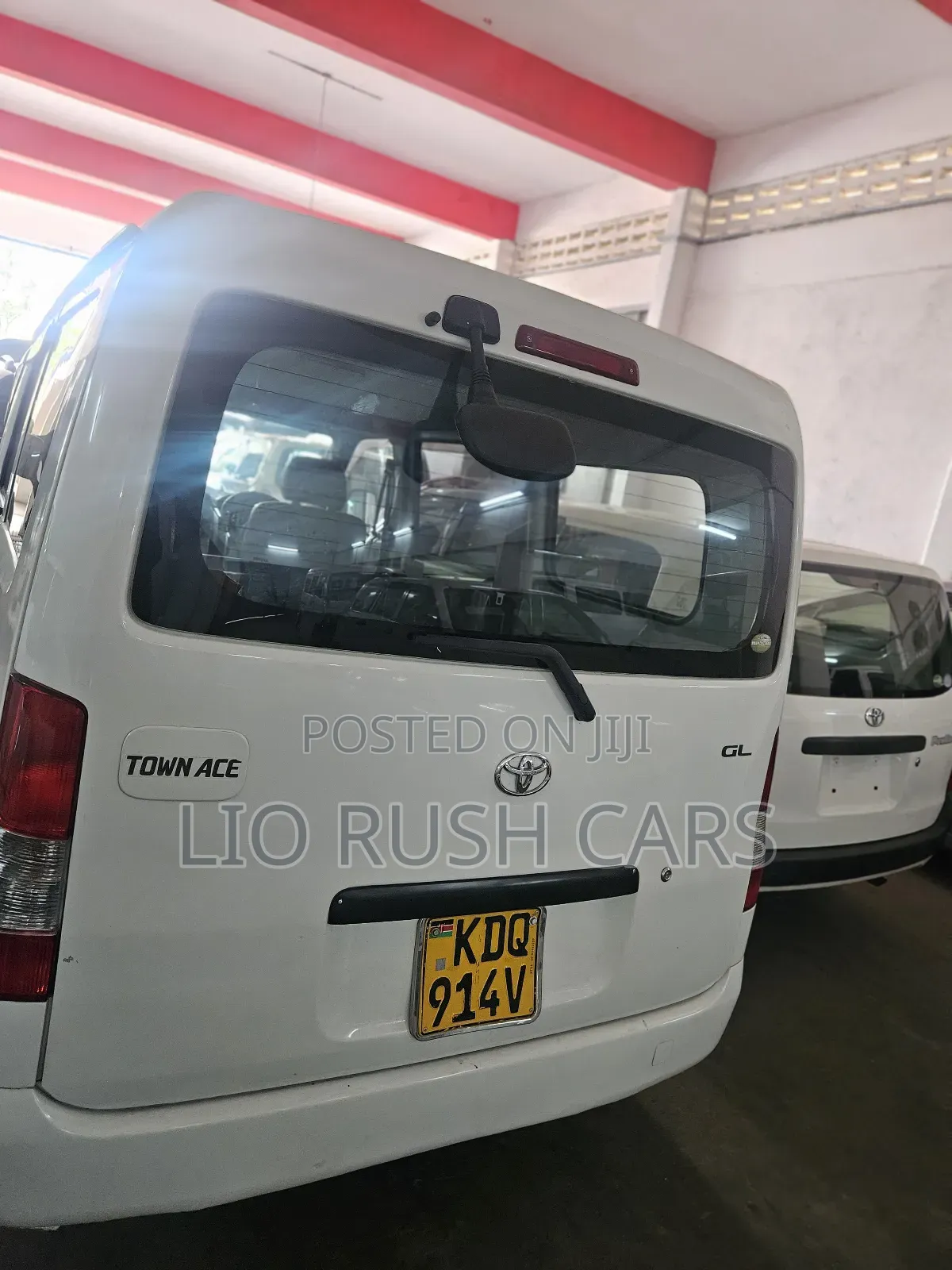 Toyota TownAce 2017 White