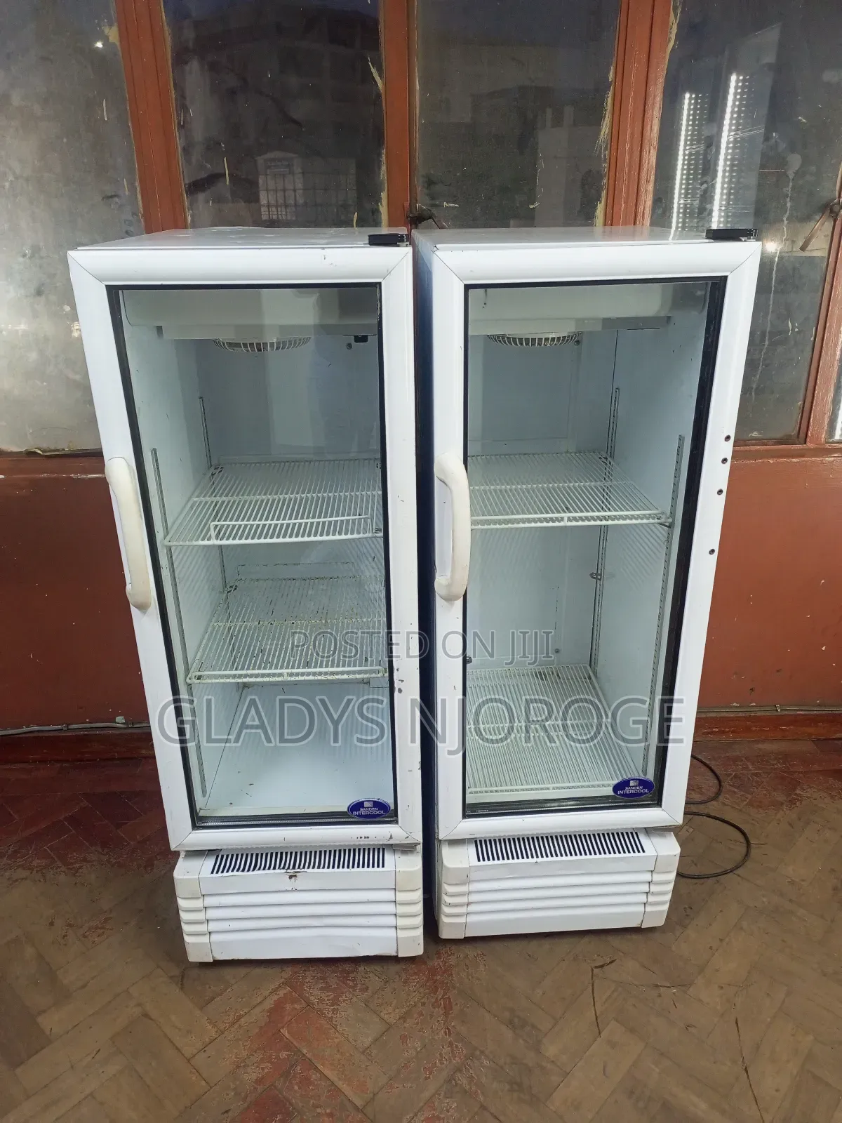 Well Maintained Intercooler Display Fridge