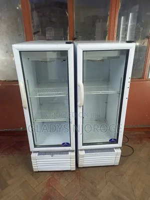 Well Maintained Intercooler Display Fridge