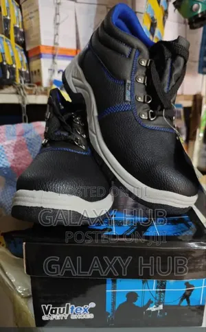 Vaultex Safety Shoes