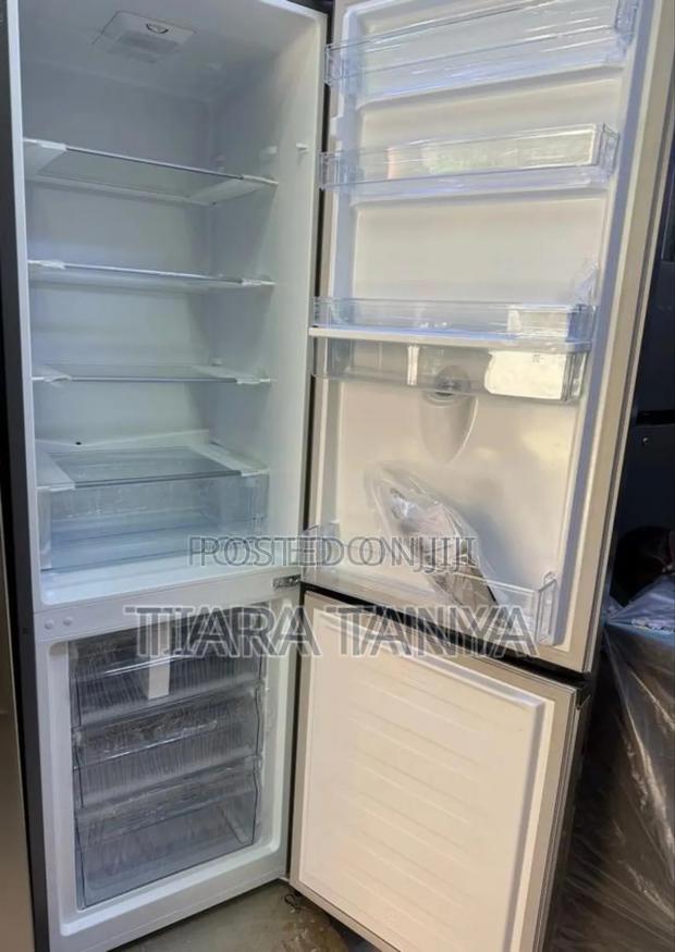Hisense 268 Litres Bottom Freezer Two Door Fridge - thumbnail 2