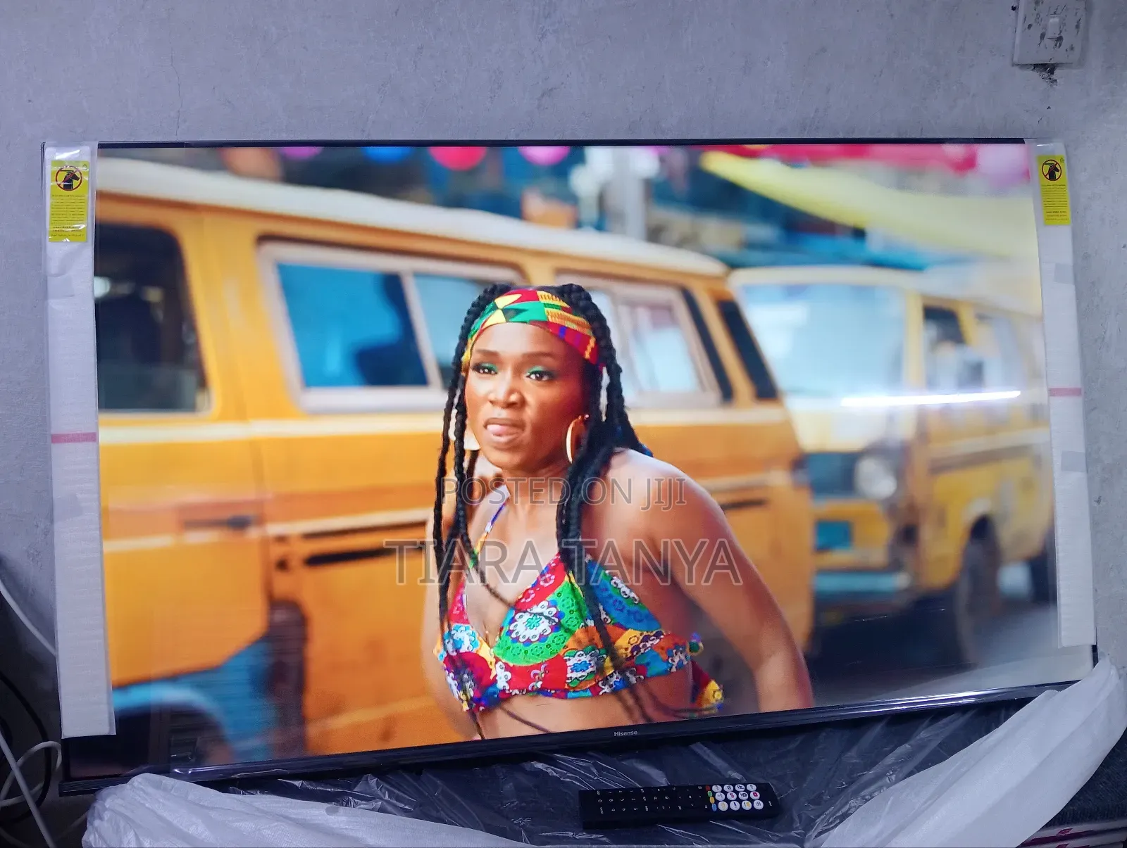 Hisense 55" A61n Smart With Free Wall Bracket
