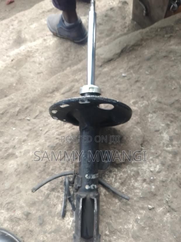 Toyota Voxy Noah Front Shock for Ground Clearance
