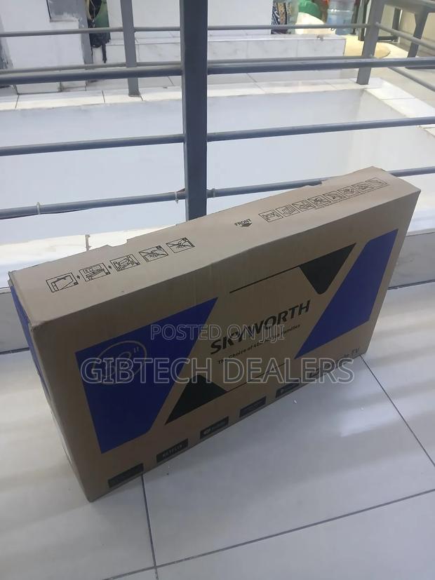 Skyworth 32 Inch Smart Google Tv - thumbnail 3