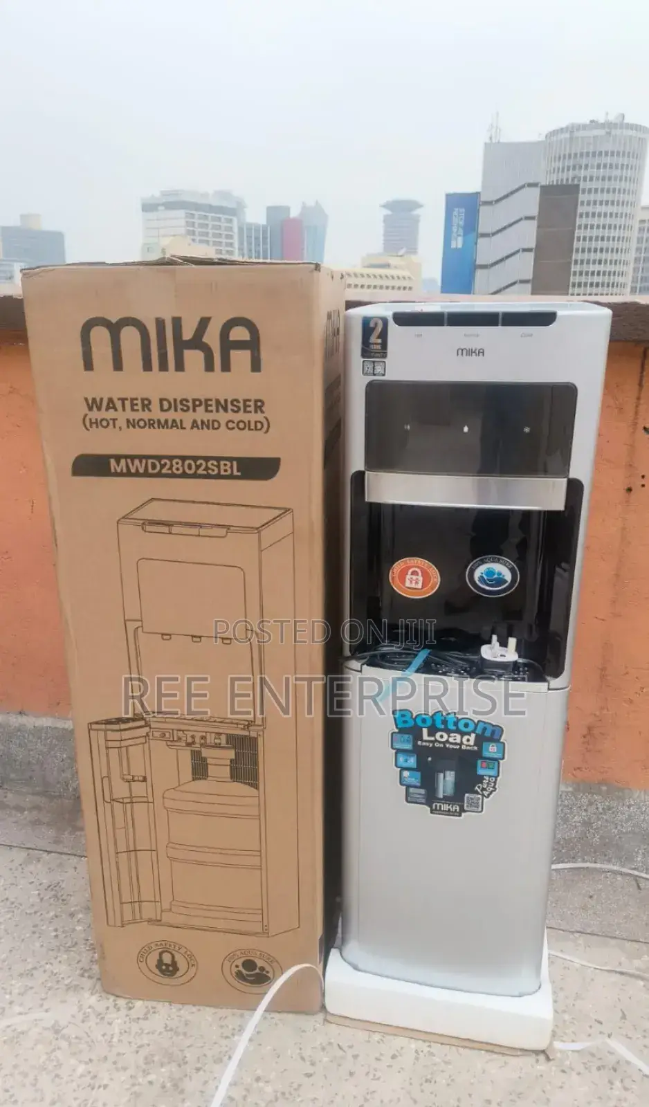 Mika Bottom Load Dispenser Black And Silver