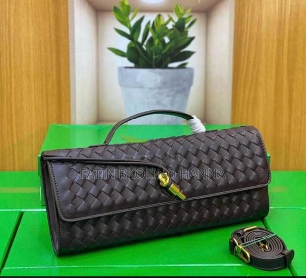 Classiq Clutch Bag - thumbnail 2