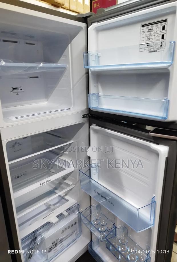 Samsung Rt28k3032s8 Top Mount Freezer Refrigerator - thumbnail 2