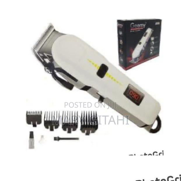 *Cordless Rechargeable Geemy Shaver Gm-6008*