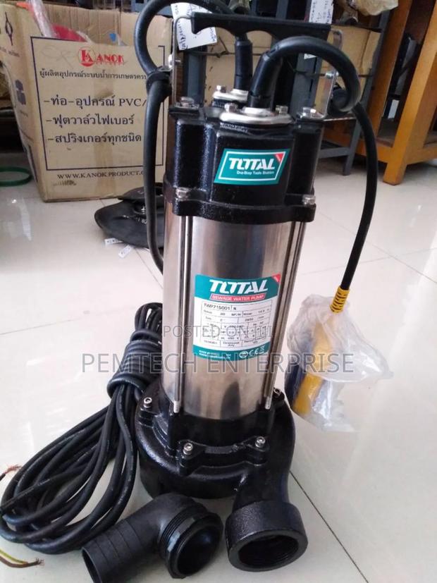 Total 1500w Submersible Waste Pump With Cutting Blade - main view