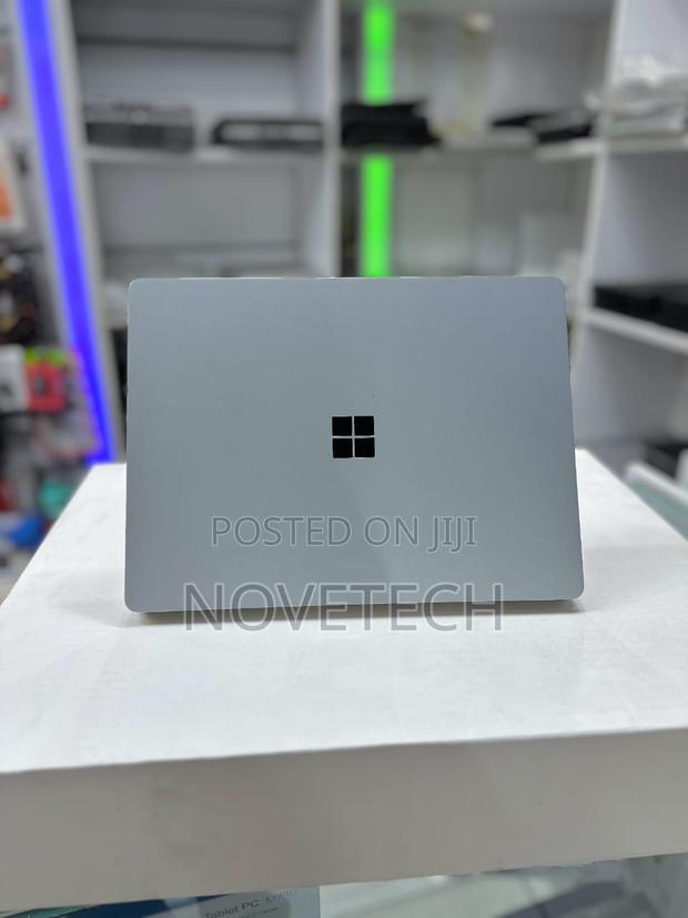 Laptop Microsoft Surface Go 2 16GB Intel Core I5 SSD 256GB - thumbnail 3