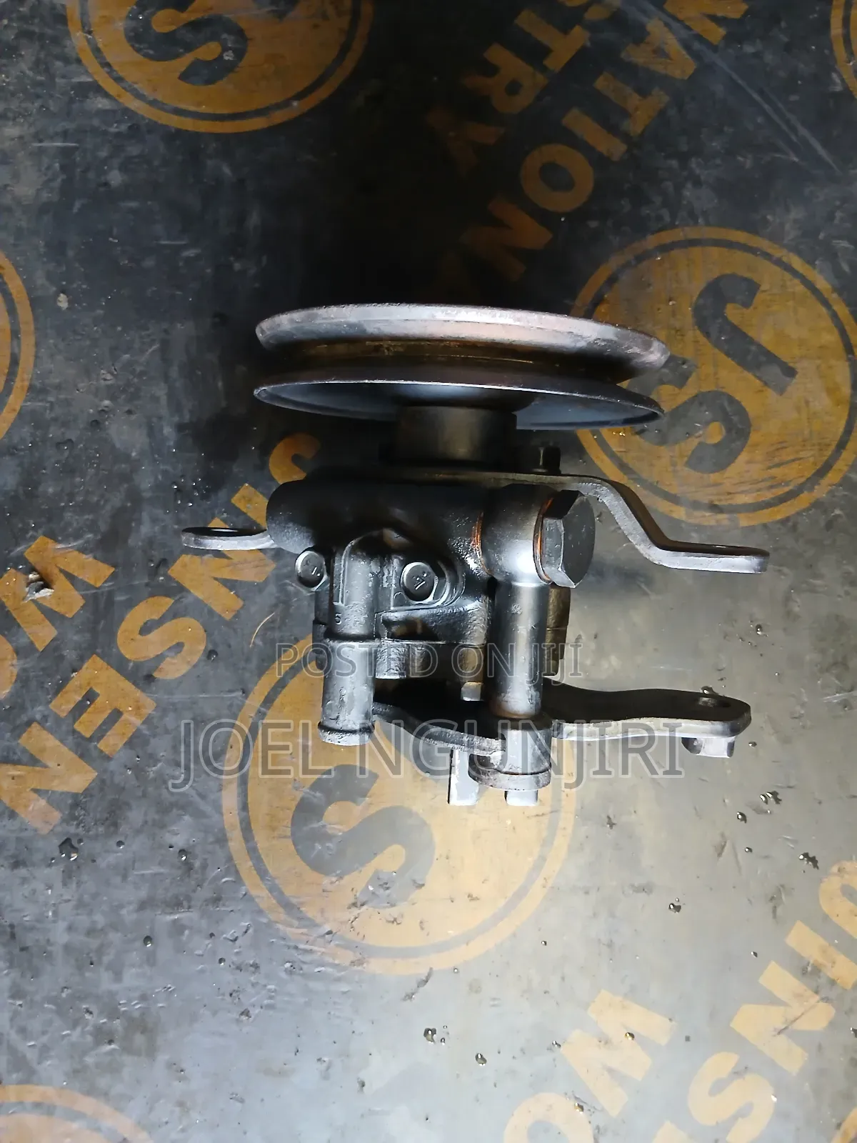Nissan Td27,Qd32.Power Steering Pump