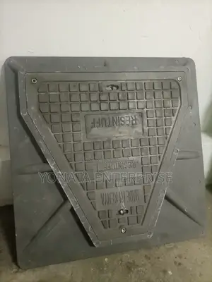 Triangular Manhole Cover (700*700)