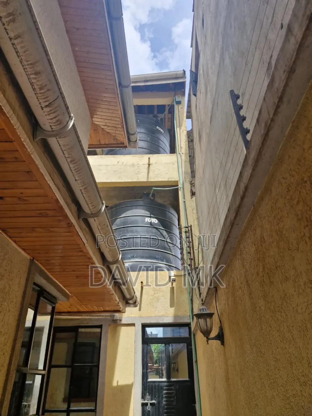 4bdrm Maisonette in Membley for rent