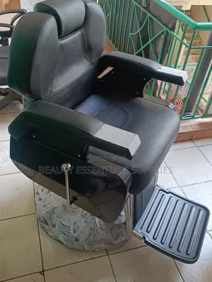 Kinyozi/ Barber Shaving Seat