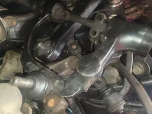 Nissan E26(Nv350)Zd30 Upper Arms