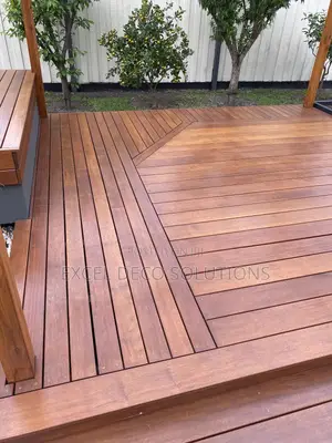 Non Fade Stain Resistant Floor- WPC Decking Floor
