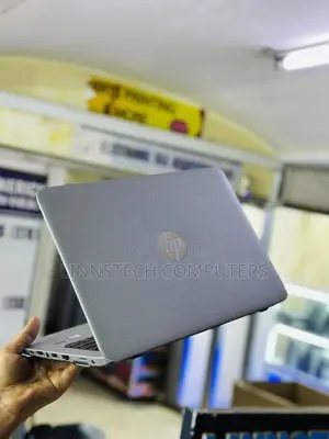 Laptop HP EliteBook 820 8GB Intel Core I5 SSD 256GB