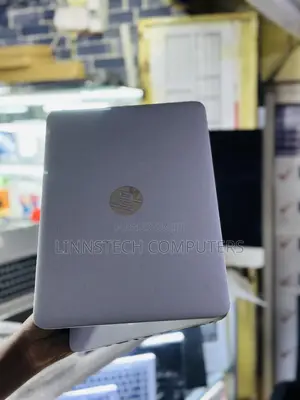 Laptop HP EliteBook 820 8GB Intel Core I5 SSD 256GB