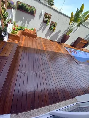 Slip Free Outdoor Flooring-WPC Decking Floor