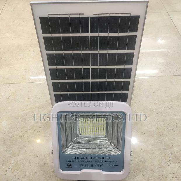 200w Solarmax Original Floodlight (12hrs Full Time) - thumbnail 2